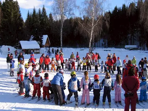 Skiareál Zákoutí v Harrachově – lyžování pro děti