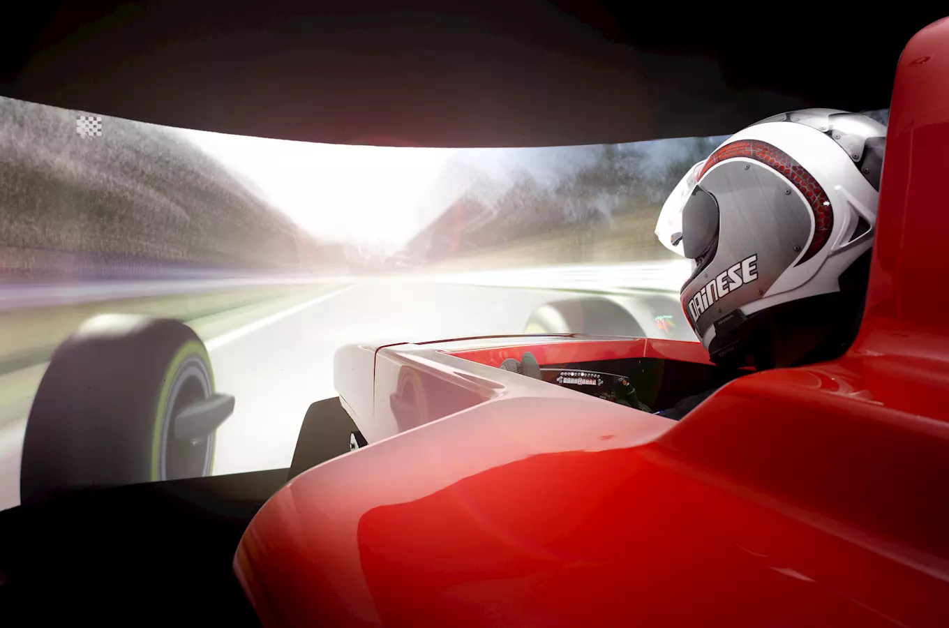 Vyzkoušejte si poslední březnovou neděli řízení Formule 1 na speciálních simulátorech