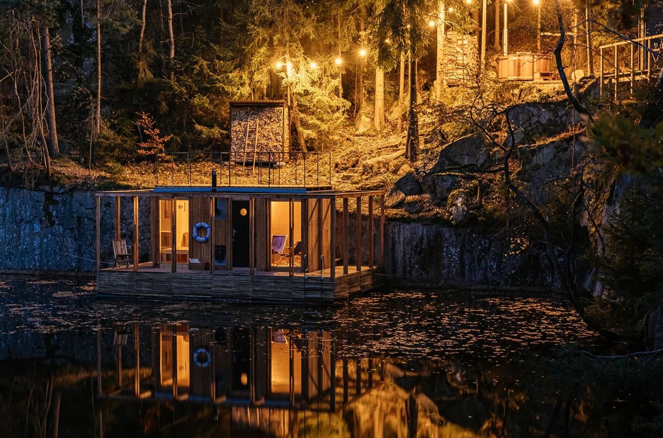 Hidden Retreat – plovoucí sauna na lomu Hranice