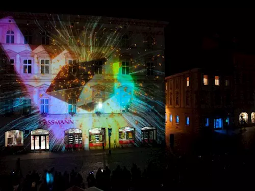 Vzáří – Mezinárodní festival světla a videomappingu v Olomouci